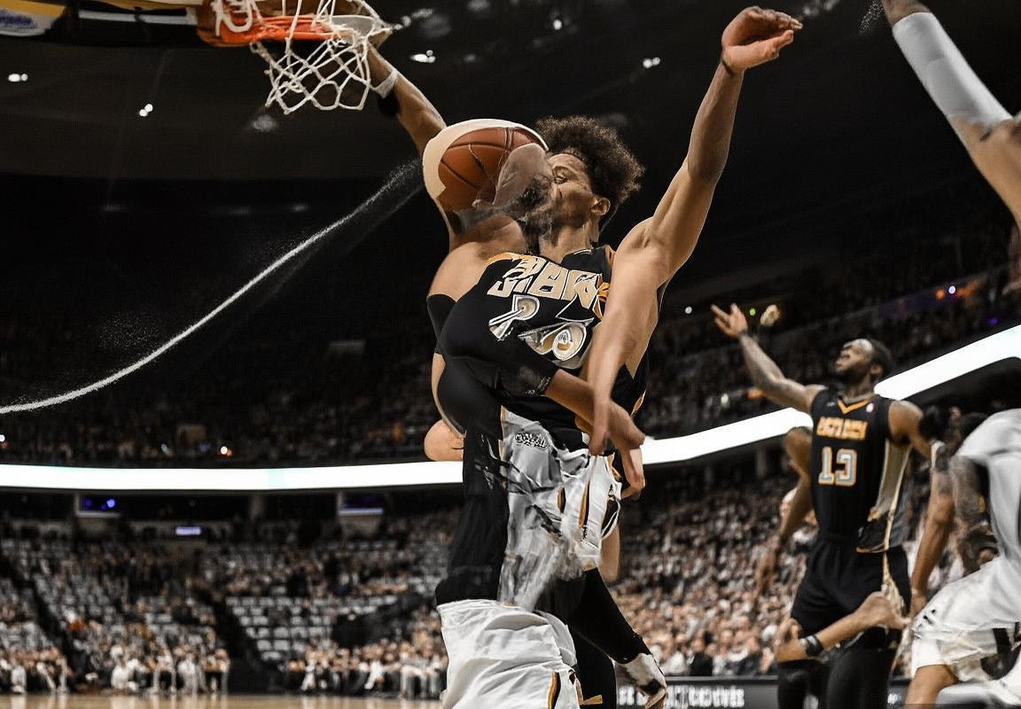 火箭爵士巅峰对决：战术火花与球星闪耀(图2)